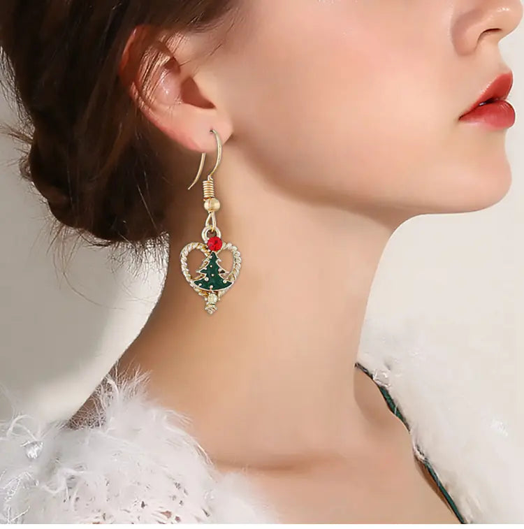 Christmas Jewelry Set: Earrings and Necklace