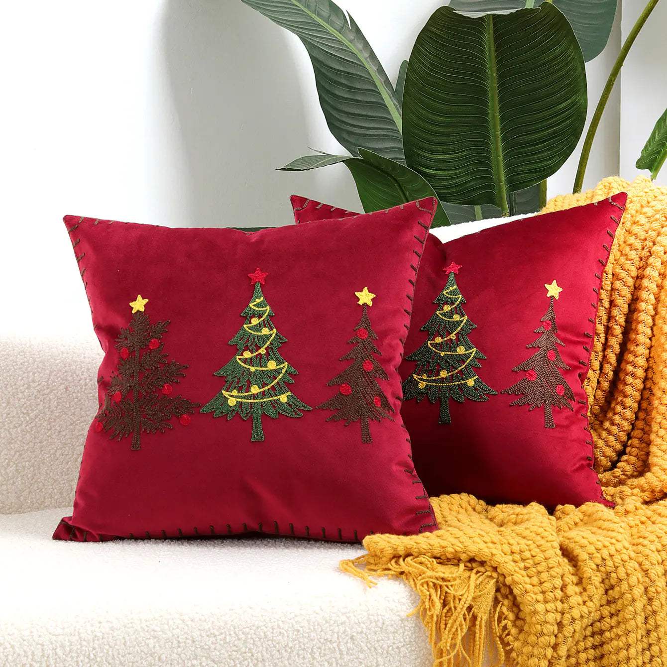 Christmas Tree Gold Foil Deer Cushion Cover 45x45 cm