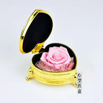 Creative Christmas Gift: Eternal Rose in Heart Box