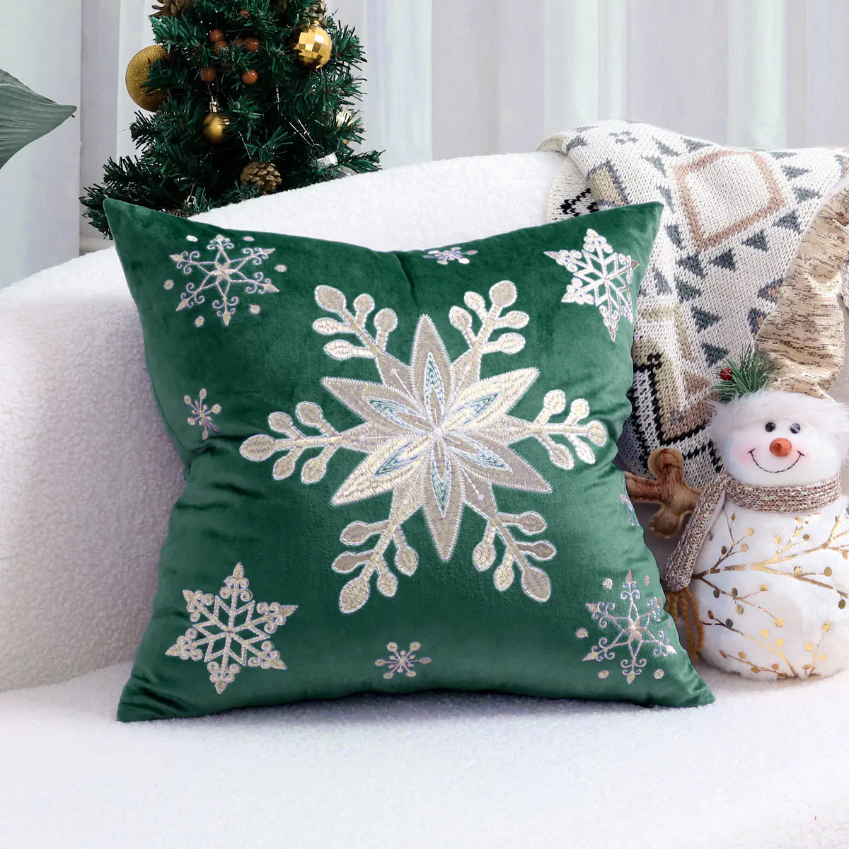 Christmas Tree Gold Foil Deer Cushion Cover 45x45 cm