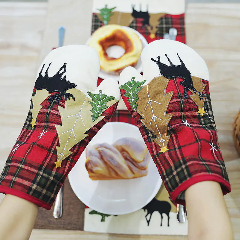 Nordic Christmas Checkered Oven Mitts for Home Use