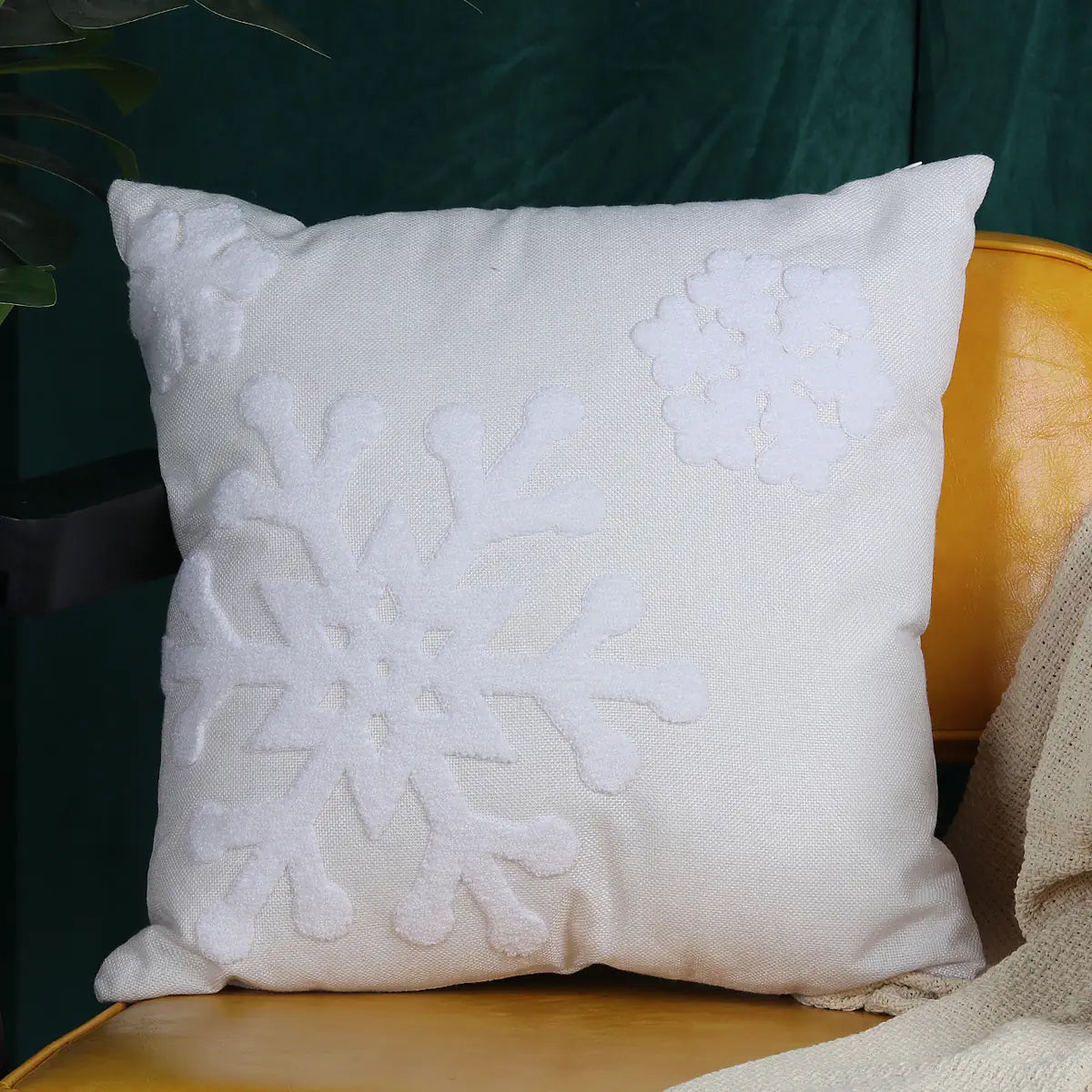 Christmas Tree Gold Foil Deer Cushion Cover 45x45 cm