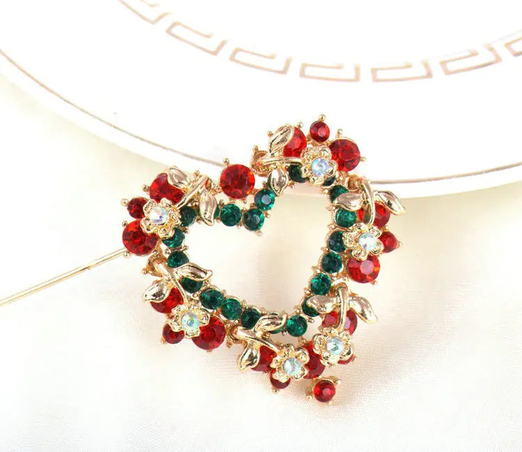 Fashionable Christmas Heart Flower Brooch with Rhinestones