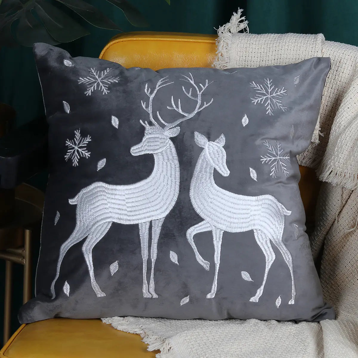 Christmas Tree Gold Foil Deer Cushion Cover 45x45 cm